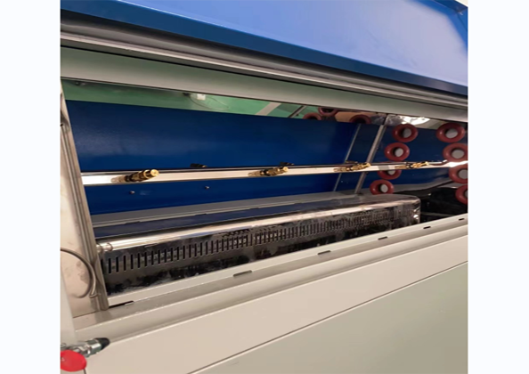 紫外老化試驗箱如何更換燈管 ？