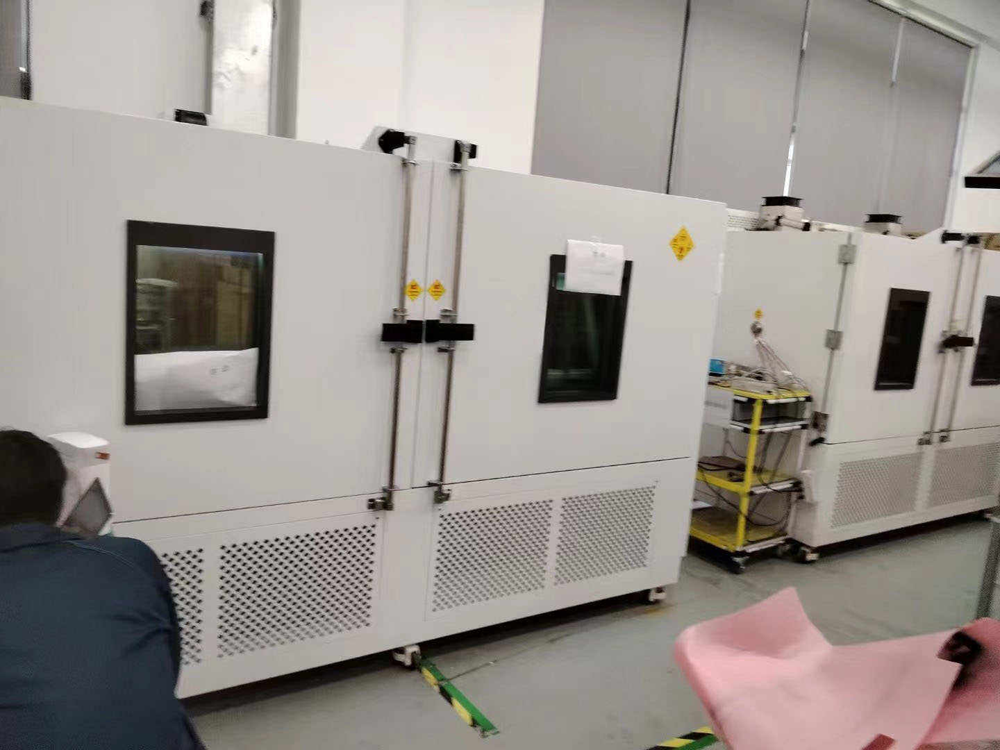 高低溫濕熱試驗箱示意圖